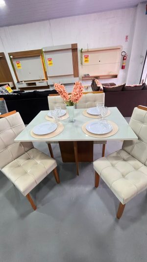 Mesa de Jantar Los Angeles em C/4 em Madeira Maciça