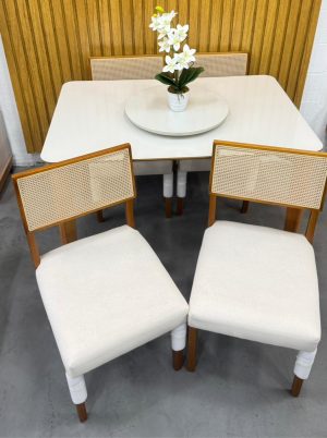 Alternative view of Mesa de Jantar Veneza