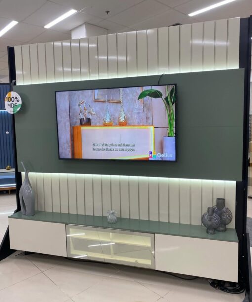 Home Soberano Reflecta 230cm c/ Led para Tv até 85 "